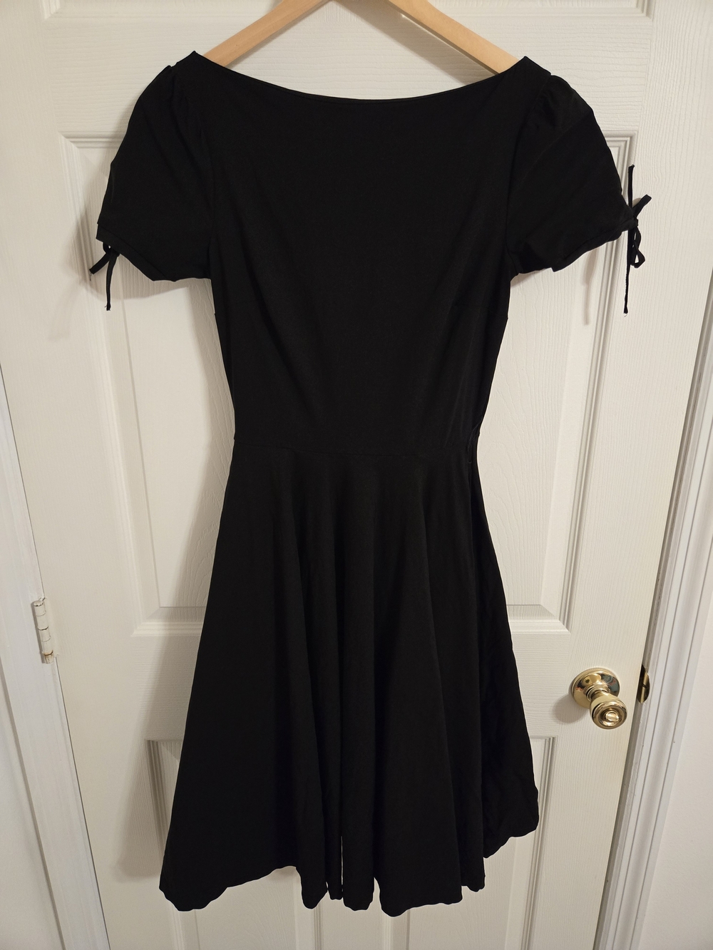 Unique Vintage Women's Black Swing Dress With Pockets Size Small